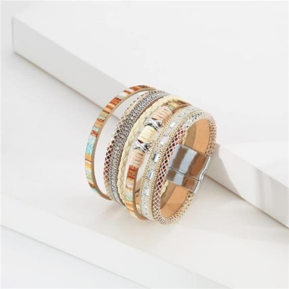 Leather multilayer bracelet Ladies bracelet women closure - Picture 5 of 7